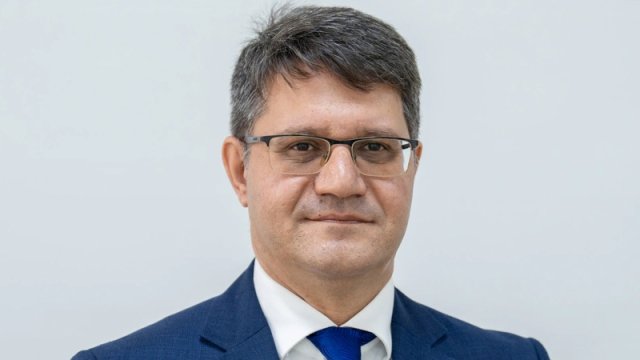 Rəşad İsmayılov nazir təyin edildi