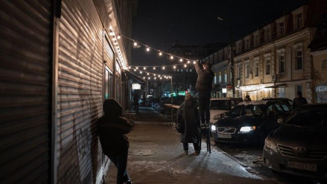 Enerji böhranı səbəbindən Ukrayna iqtisadiyyatı müharibə dövründə ən ağır böhranı yaşayır - "Reuters"