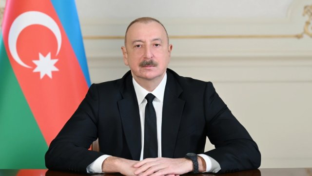 İlham Əliyev uşaqların rəqəmsal mühitdə zərərli məzmundan qorunması barədə Sərəncam imzaladı