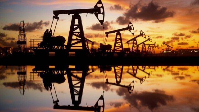Neftin qiyməti son 8 ayda ilk dəfə 81 dolları keçib