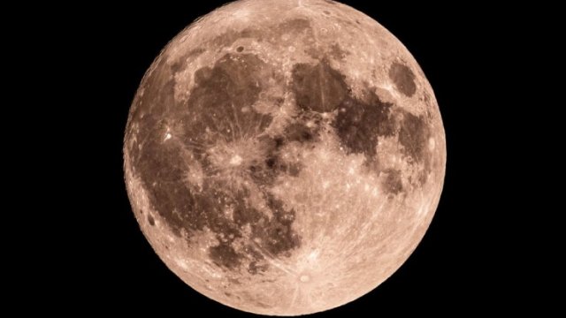 İlin ilk Ay tutulması başladı