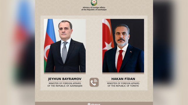 Ceyhun Bayramov Hakan Fidanla danışdı