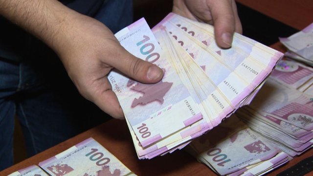 
Azərbaycanda ən çox maaşı bu şəxslər alır - MƏBLƏĞ