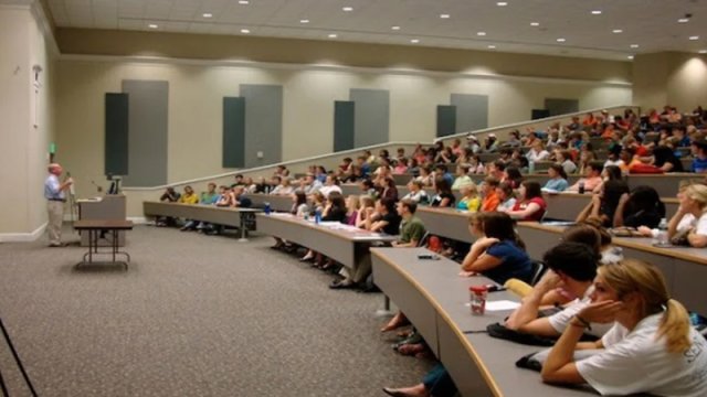 Universitetlərlə bağlı gözlənilən qərar: Tələbə ancaq tələbəni görəcək?