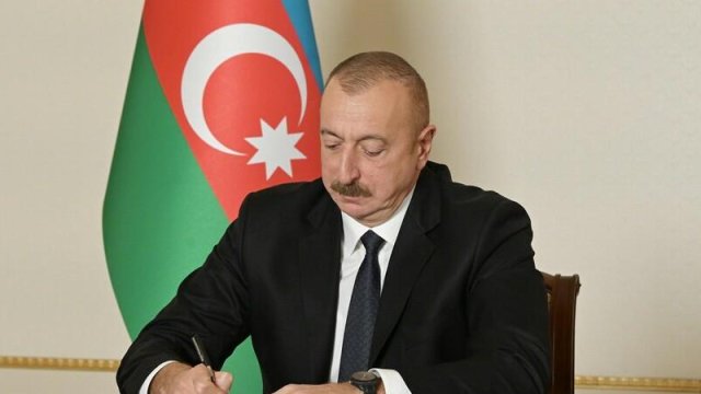 Prezident və birinci xanım Rasim Balayevin vəfatı ilə bağlı nekroloq imzaladı
