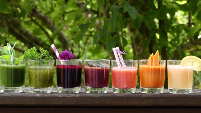 Alimlər bədənin yağlı qidalarla mübarizə aparmasına kömək edən şirəni açıqladı