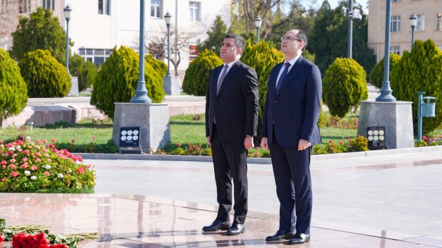 Nazir Məcnun Məmmədov Naxçıvana səfər edib