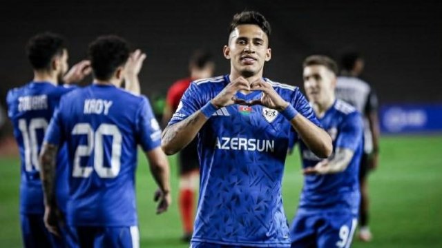 &ldquo;Qarabağ&rdquo; - &ldquo;Karvan-Yevlax&rdquo; oyununda qol yağış kimi yağdı