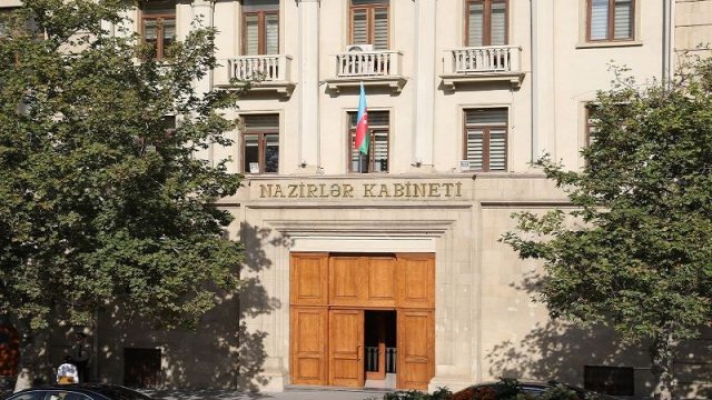 NK-nın İşlər İdarəsinə 10 avtomobil hərraca çıxarılır