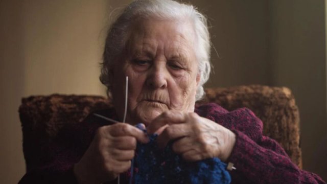 Yaşlanmağın ən çətin tərəfi: Hansı dostluqların yalnız sənə əsaslandığını necə anlamaq olar?