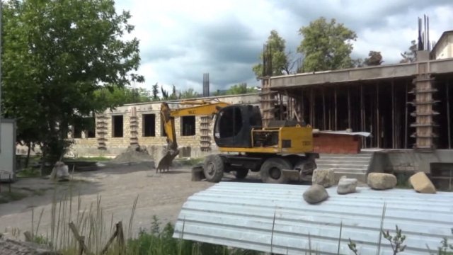 Şəkidə məktəb binasının tikintisi niyə dayandırılıb? - VİDEO