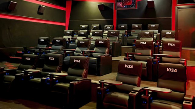 Park Bulvarda kino izləməyin qaydaları dəyişildi - FOTO