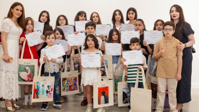 "İstedadın ilk addımları" sərgisi balaca rəssamların yaradıcılıq dünyasını təqdim etdi - FOTO