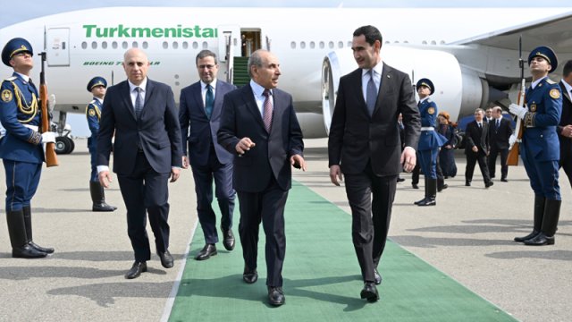 Türkmənistan Prezidenti Azərbaycana səfərə gəldi