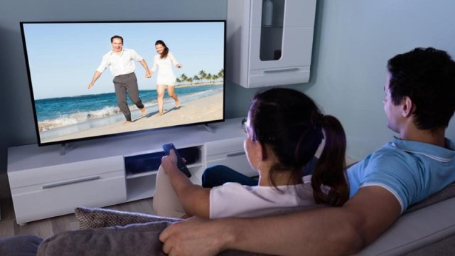 Televizorunuz sizi izləyir: Bunu dayandırmaq üçün hansı ayarı söndürmək lazımdır?