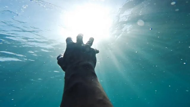 Mərdəkanda dənizdə 4 nəfər batdı: İkisinin meyiti tapıldı
