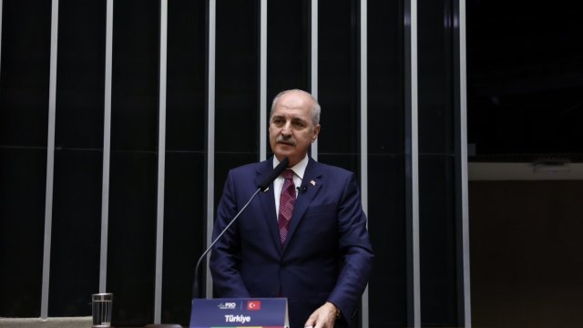 "İslam dünyasının qarşısında tarixi imkanlar açılır" - Numan Kurtulmuş