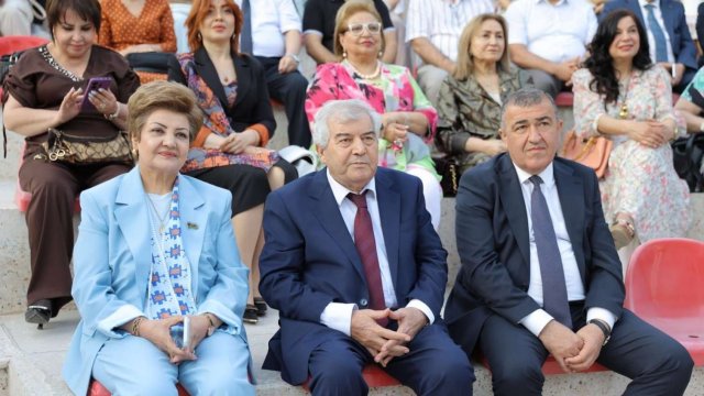 Sabir Rüstəmxanlı yenidən meydanda: 80 illik yubileyə minlərlə insan qatıldı