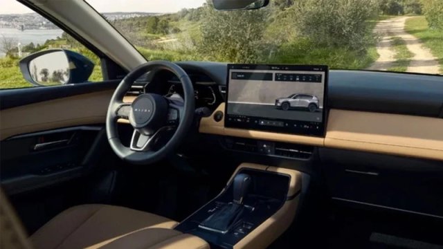 "Mazda"dan sensor ekranlarla bağlı müzakirələrə səbəb olan qərar