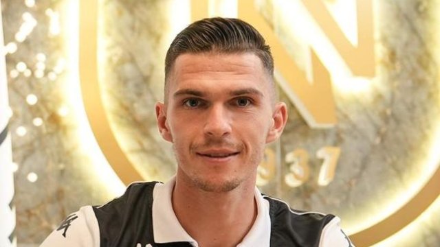 "Neftçi"də yeni hücumçu