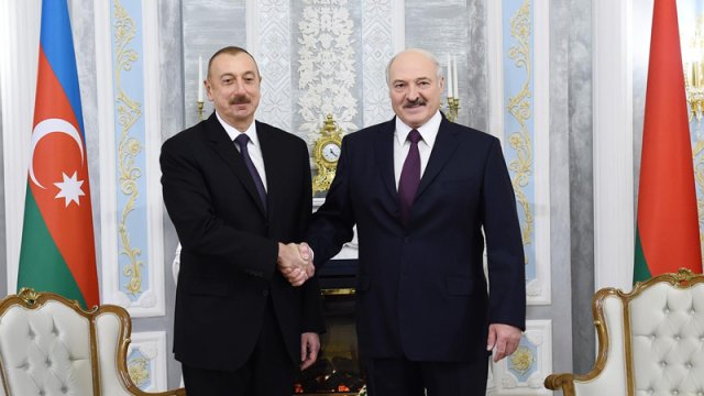 İlham Əliyev Lukaşenkonu təbrik etdi