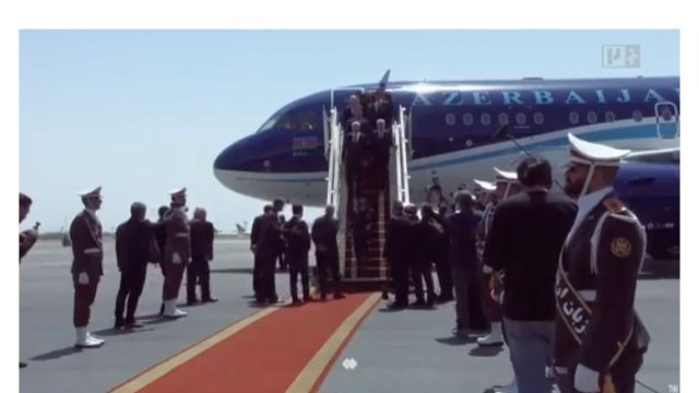 Azərbaycan nümayəndə heyəti Əli Xameneinin vida mərasimində iştirak etmək üçün Tehrana gəlib