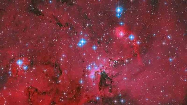 "Hubble" teleskopu ulduzların nadir yaranma bölgəsini görüntülədi