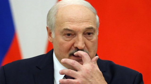 Belarus Putinin təzyiqi və Zelenskinin ultimatumları arasında qalıb - KİV