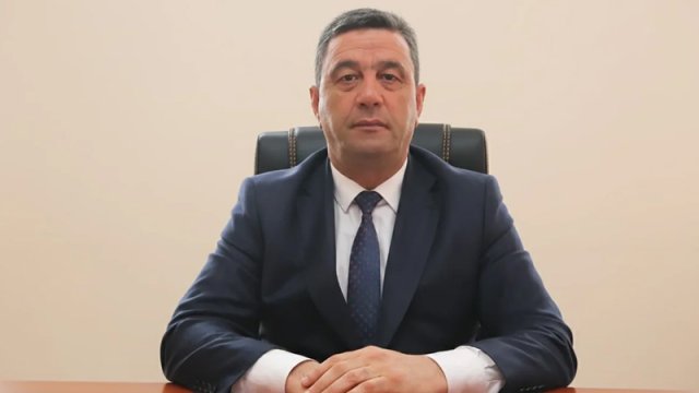 İcra başçısı özünə birinci müavin təyin etdi