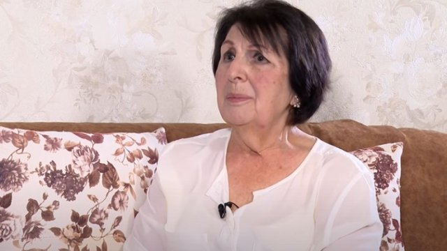 "Çox danışmaq onu yorur, sakitlik istəyir "- Ofeliya Sənaninin qızı