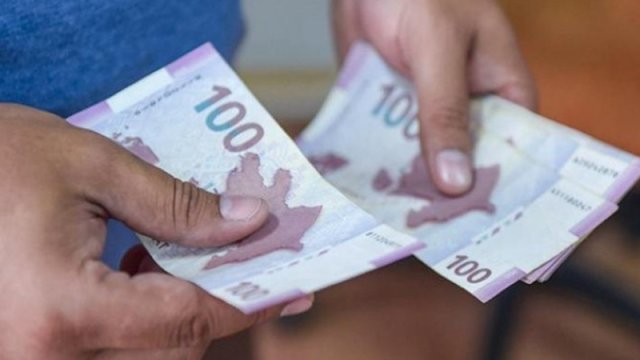 Azərbaycanda bir sıra şəxslərin maaşı artırılacaq