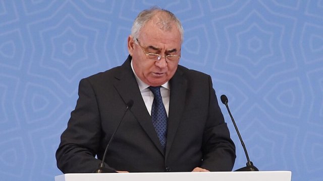 İcra başçısı özünə yeni köməkçi təyin etdi
