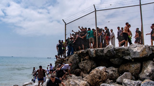 Seuta rəhbərliyi miqrant axını fonunda Mərakeşi etibarsız tərəfdaş adlandırdı