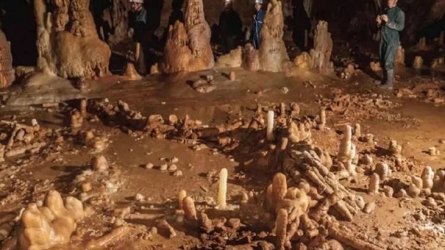 Fransada 176 500 il əvvələ aid sirli tikili tapıldı: Onu neandertallar inşa edib