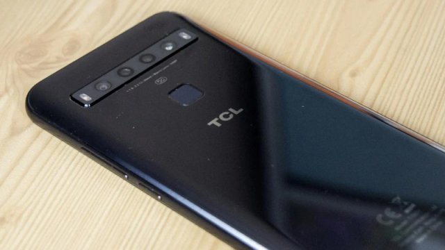 Android smartfonlarında ən qısa proqram dəstəyini verən 4 marka