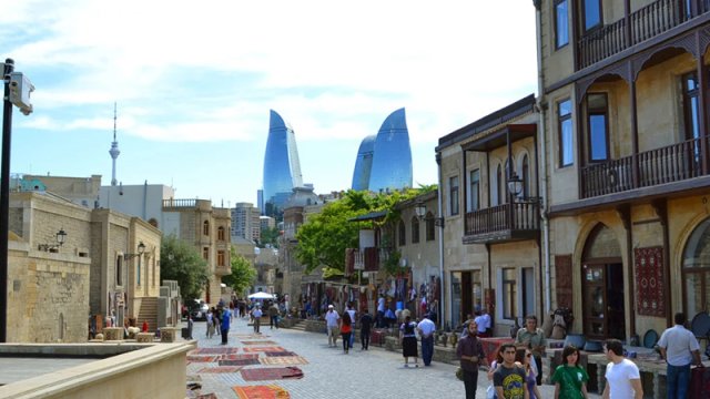 
İlham Əliyev turizmin inkişafı ilə bağlı yeni Dövlət Proqramını təsdiqləyib