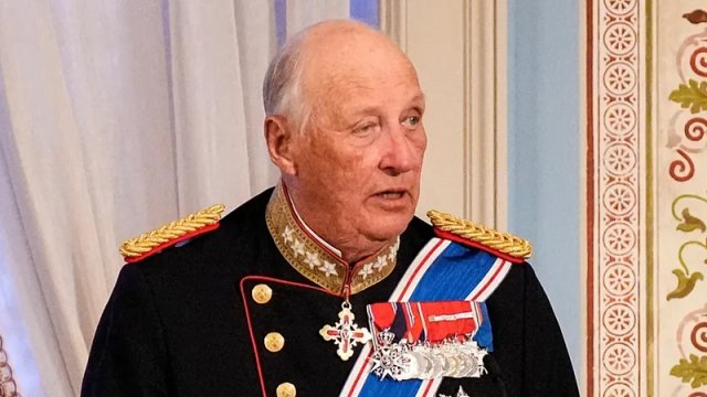 Norveç kralı V Harald vəfat etdi