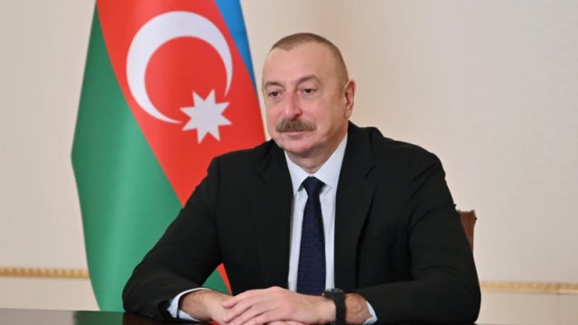 Prezident üç ölkəyə təbrik məktubu göndərdi