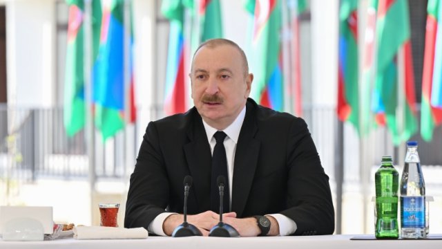 Prezident San Marinonun Regent Kapitanlarını təbrik etdi
