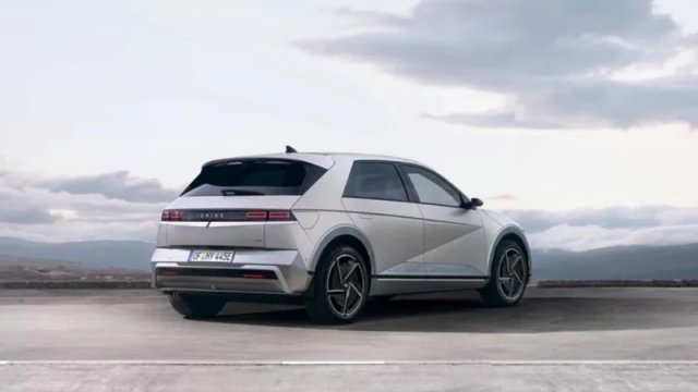 500 min testin nəticəsi: Hansı elektrikli avtomobillərin batareyası daha uzunömürlüdür?