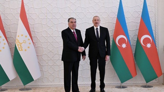 İlham Əliyev Tacikistan Prezidentinə təbrik məktubu göndərdi
