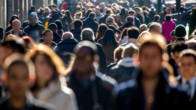 Bakının real əhalisi nə qədərdir?