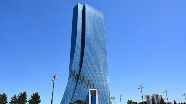 
Mərkəzi Bankda yeni şöbə yaradıldı, departamentin adı dəyişdi