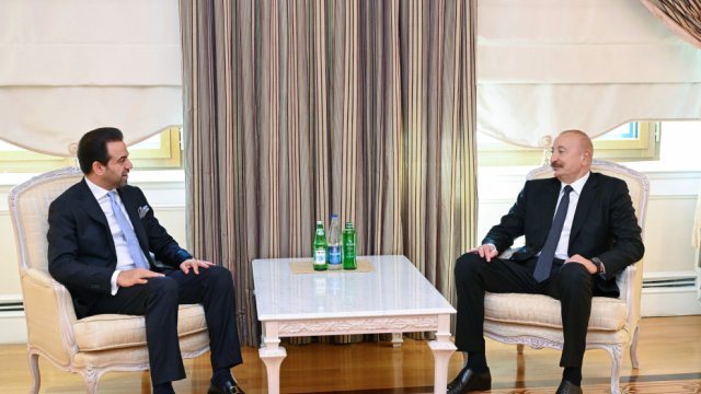 Prezident Müsəlman Ağsaqqalları Şurasının baş katibini qəbul etdi - FOTO