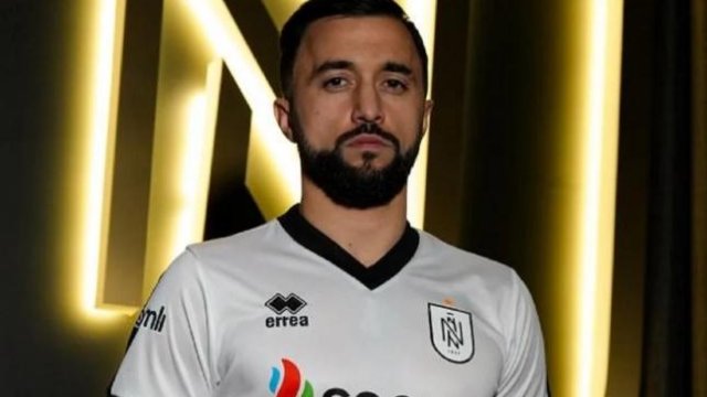 Elvin Camalov "Neftçi"dən getdi