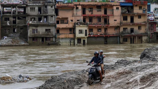 WWA: Nepalda buzlaqın çökməsinə qlobal istiləşmə səbəb olub