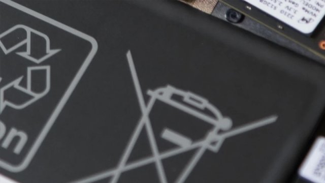 Telefon və kompüterlərdəki üzərindən xətt çəkilmiş zibil qutusu işarəsi nə deməkdir?