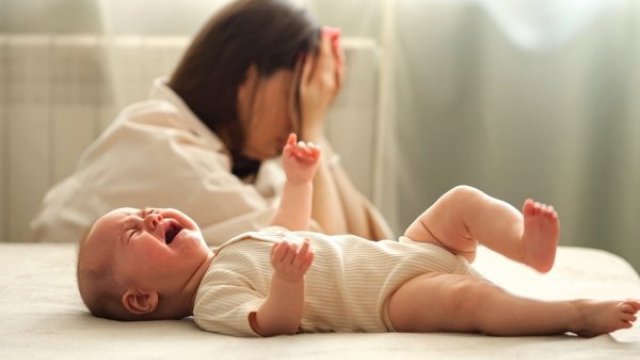 Doğuşdan sonra yaranan depressiyaya səbəb nədir?