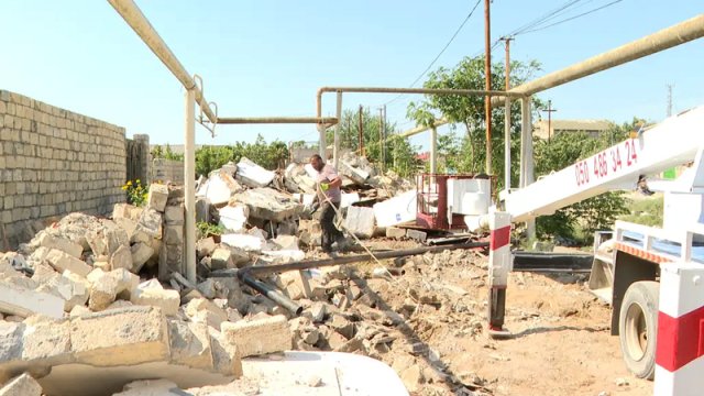 Bakıda 200-dən çox ev plana düşdü: Kompensasiya ödəniləcək - VİDEO