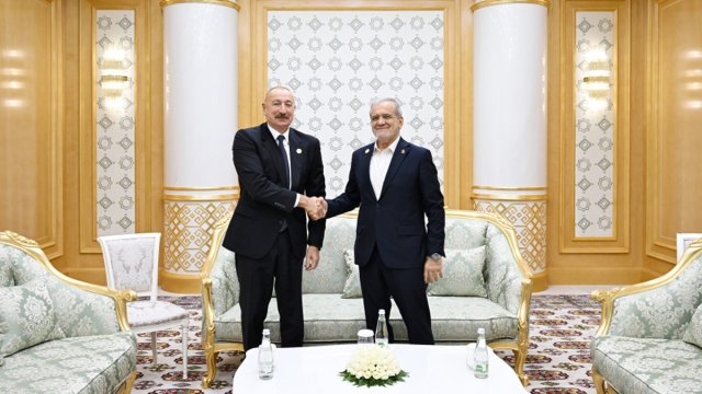 İlham Əliyevin İran Prezidenti ilə görüşü keçirildi - YENİLƏNİB